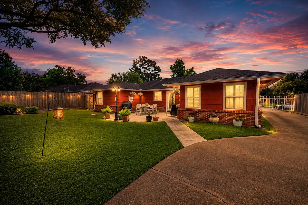 4706 Tonawanda Drive, Houston, TX 77035 - #1