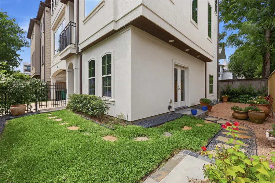 1956 Welch Street, Houston, TX 77019 - #3