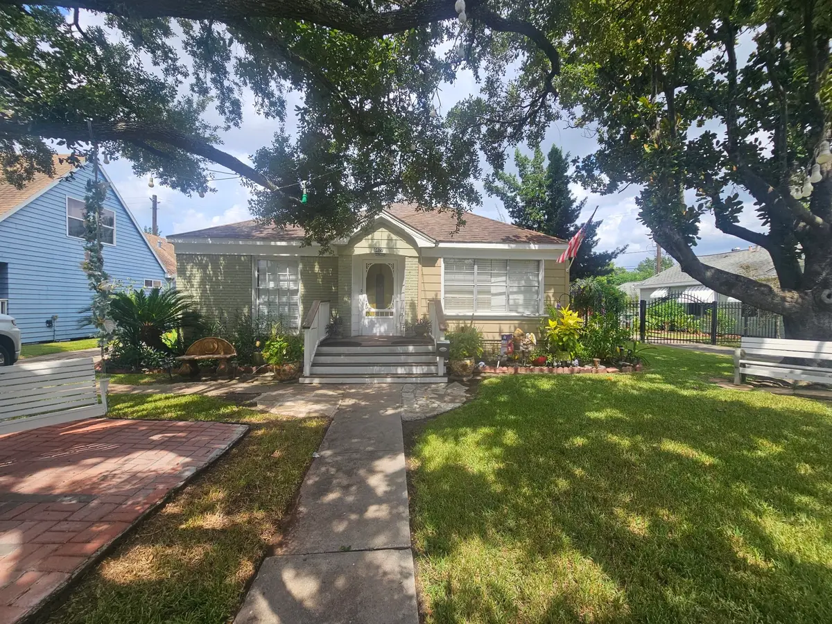 6427 Pinehurst Drive, Houston, TX 77023 - #1