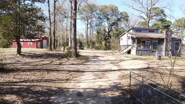 620 Faulkner Avenue, Coldspring, TX 77331