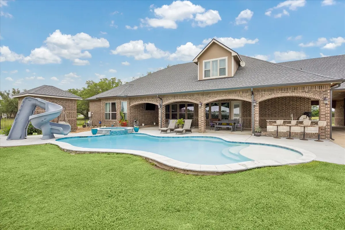 527 Lily Lane, Rosharon, TX 77583 - #1
