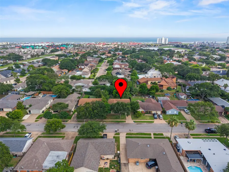 7009 Youpon Drive, Galveston, TX 77551 - #3