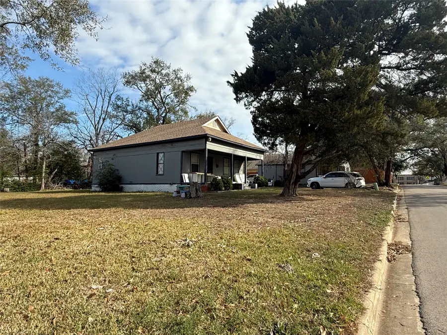 412 Waco Street, Conroe, TX 77301 - #3