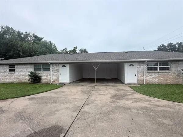 608 County Road 157, Alvin, TX 77511