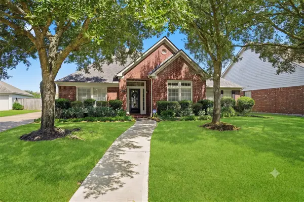 2014 Verdant Valley, Sugar Land, TX 77479