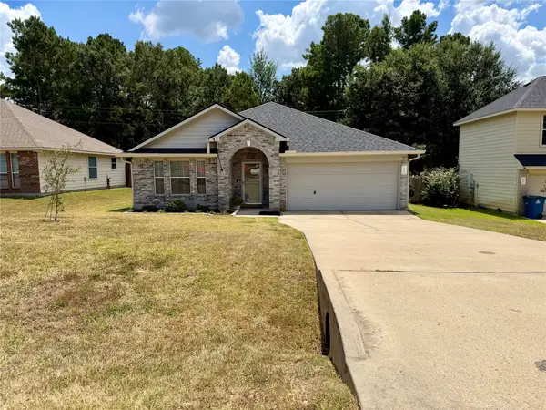 5496 N Buffalo Circle, Willis, TX 77378