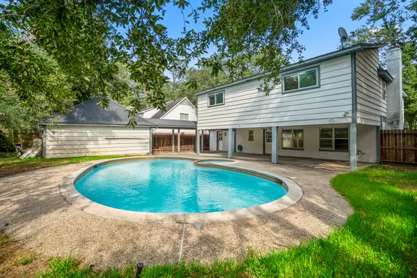 5122 Foresthaven Drive, Houston, TX 77066