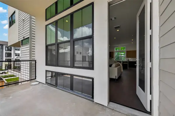 2855 Decker Place, Houston, TX 77003