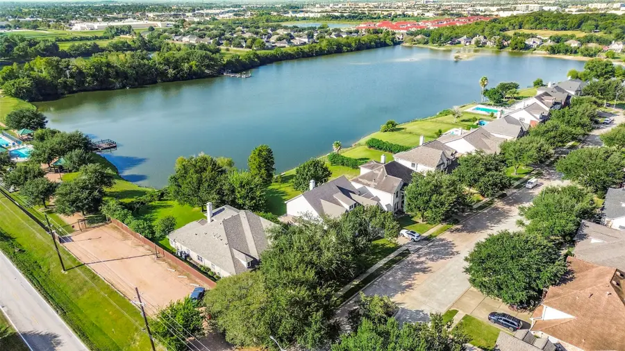 9902 Autumn Lake Trail, Pearland, TX 77584 - #3