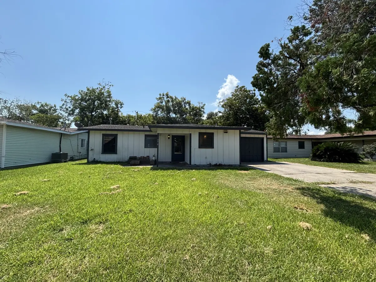 3415 Palm Avenue, Texas City, TX 77590 - Image #1
