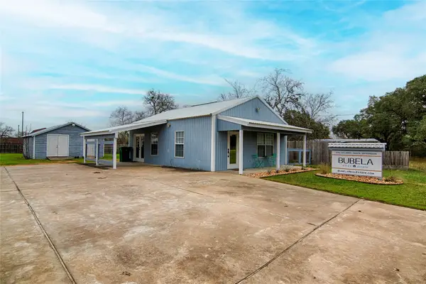 820 N Jefferson Street, La Grange, TX 78945