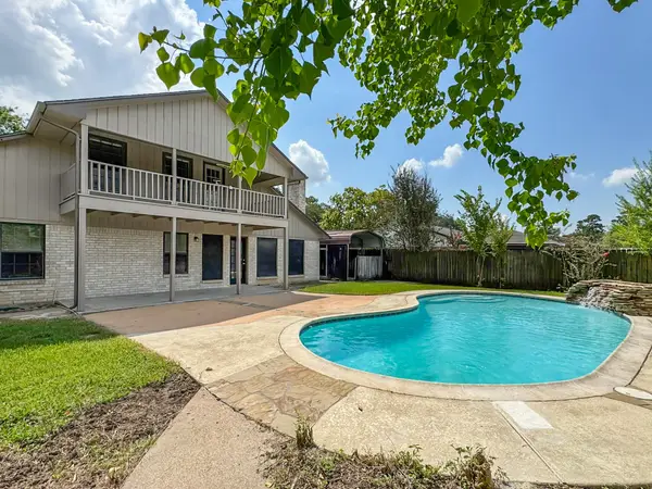 3709 Trailwood Drive, Baytown, TX 77521