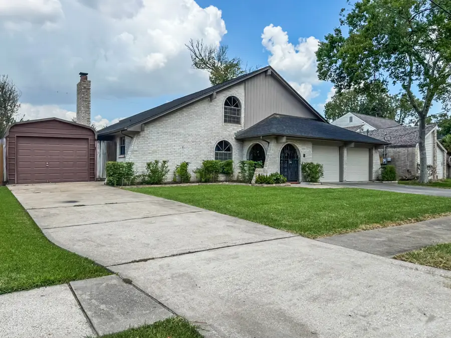 3709 Trailwood Drive, Baytown, TX 77521 - #2