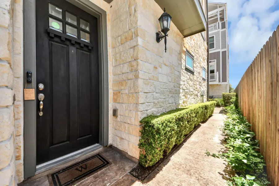 923 Byrne Street, Houston, TX 77009 - #3