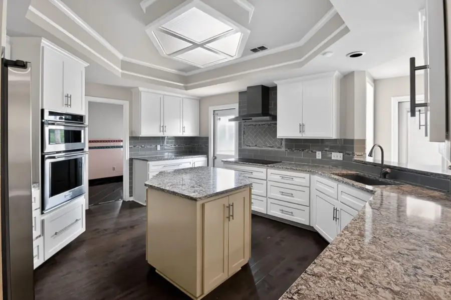 8018 Saint Laurent Drive, Corpus Christi, TX 78414 - Image #3