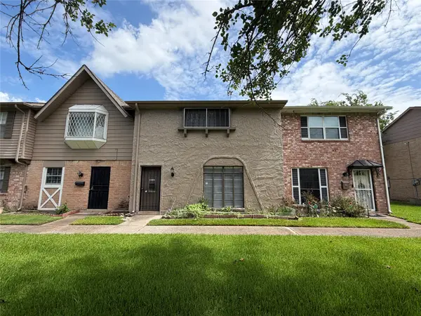 7214 Crownwest Street #7214, Houston, TX 77072