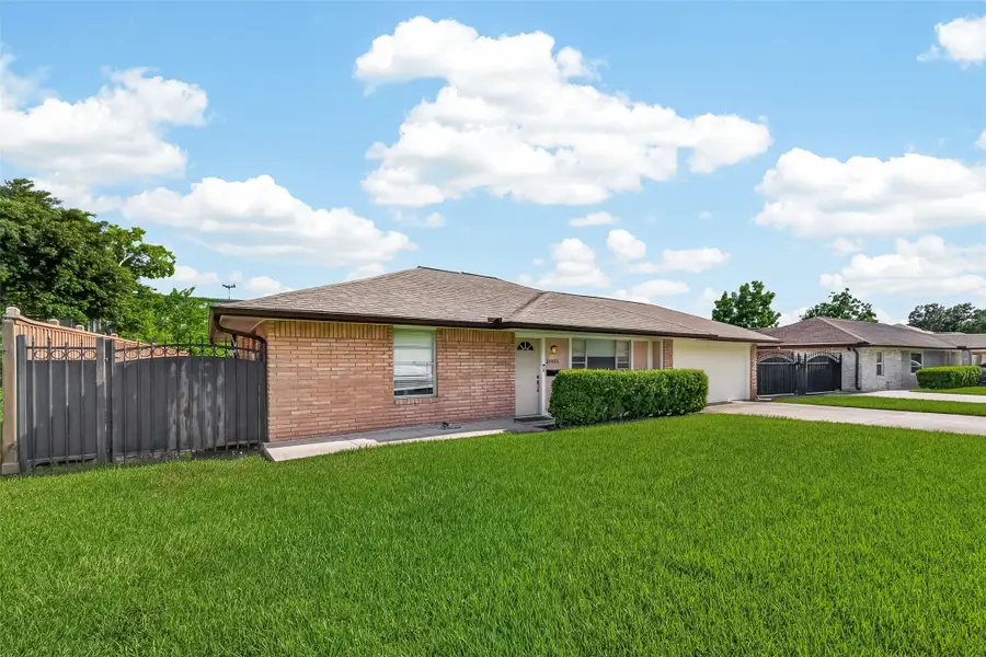 10935 Timberoak Drive, Houston, TX 77043 - #2
