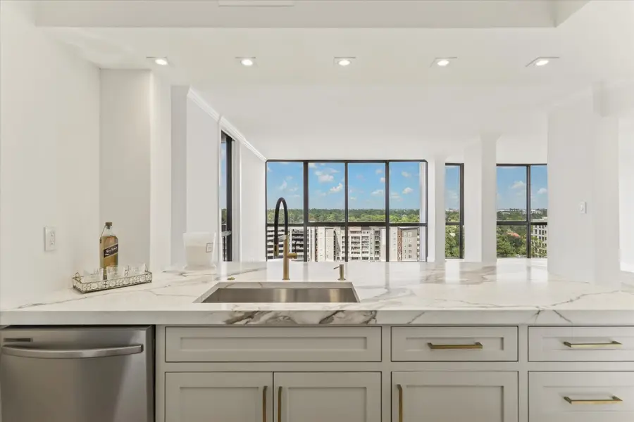 5001 Woodway Drive #1305, Houston, TX 77056 - #3