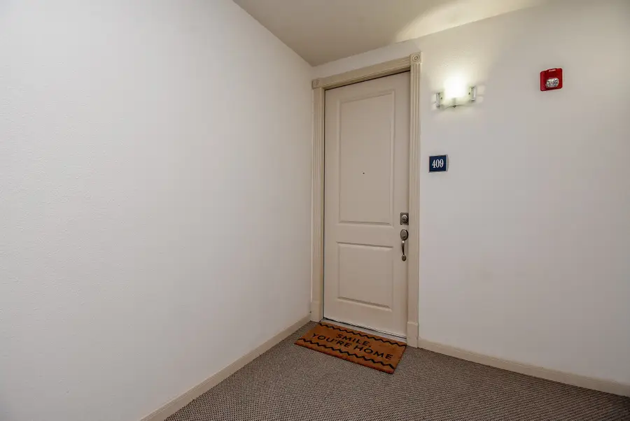 505 Jackson Hill Street #409, Houston, TX 77007 - #3