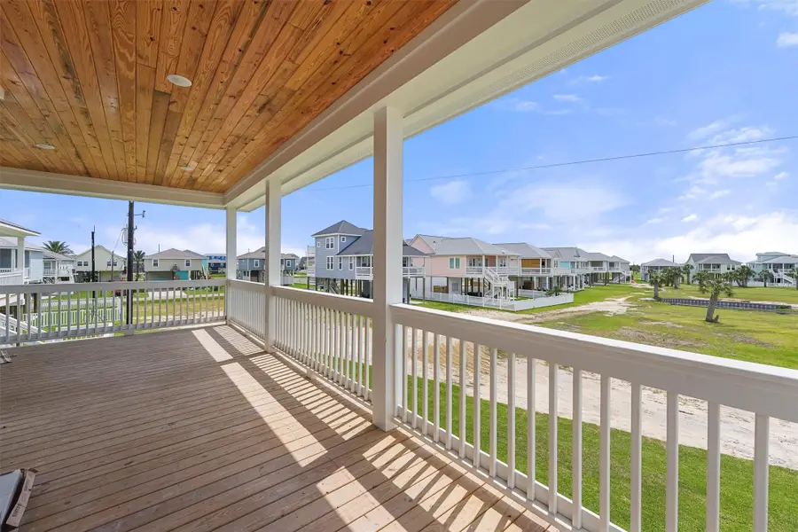 4042 Miramar Court, Galveston, TX 77554 - Image #3