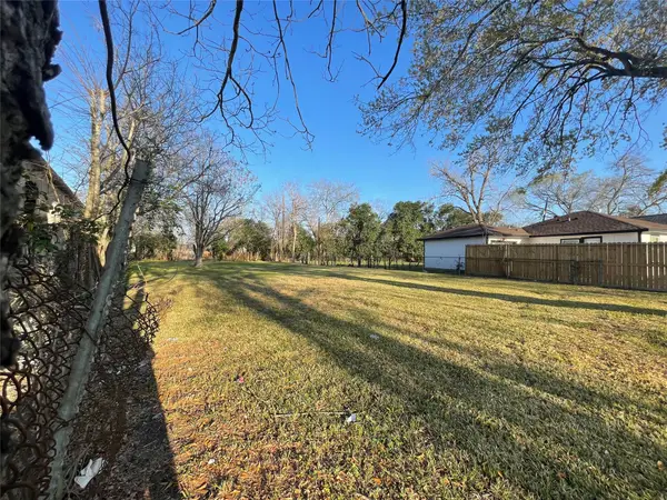 6401 Kassarine Pass, Houston, TX 77033