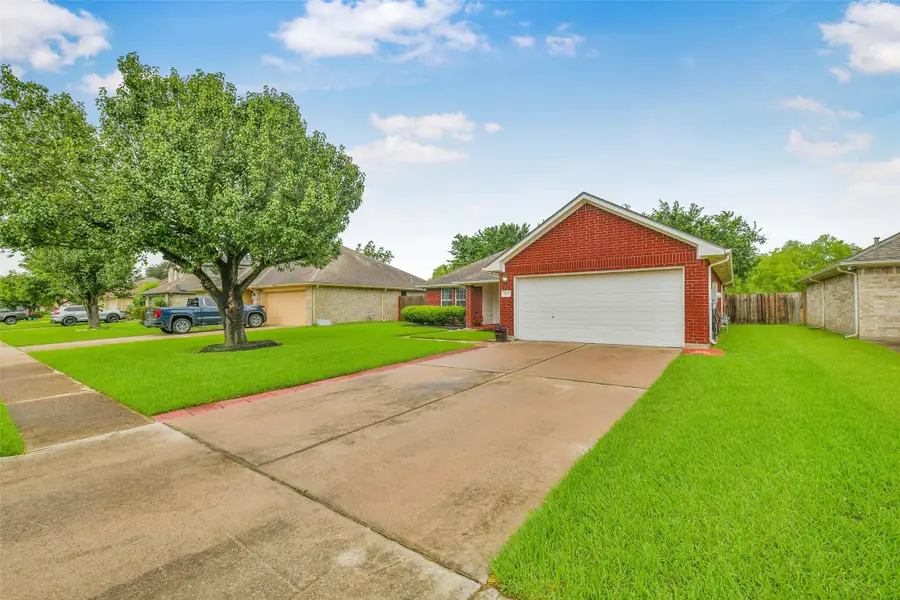 203 Green Isle Avenue, Dickinson, TX 77539 - #3