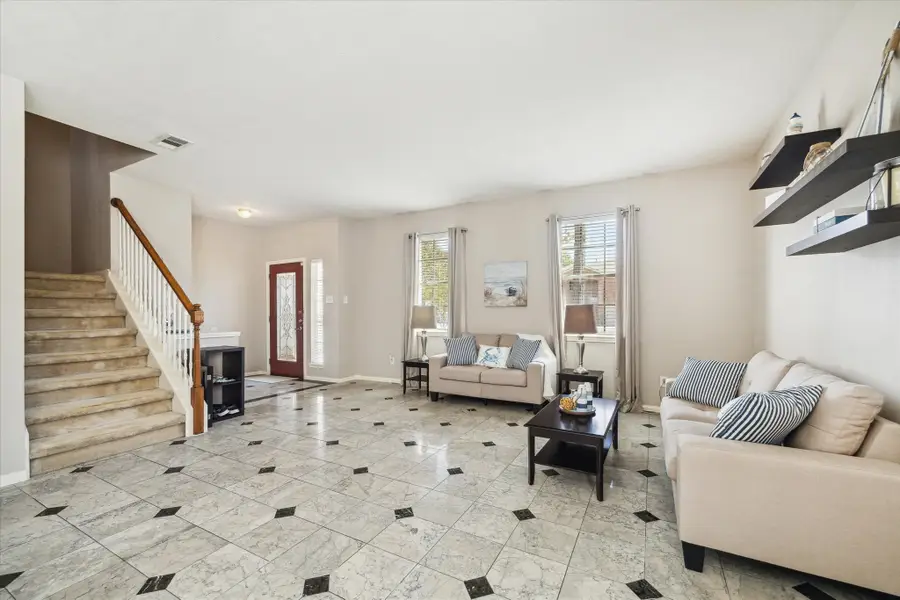 187 Shiloh Drive, Richmond, TX 77469 - Image #3