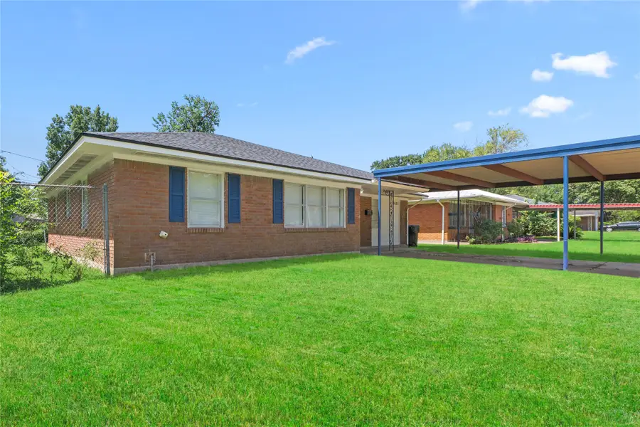 4601 W 43rd Street, Houston, TX 77092 - #2
