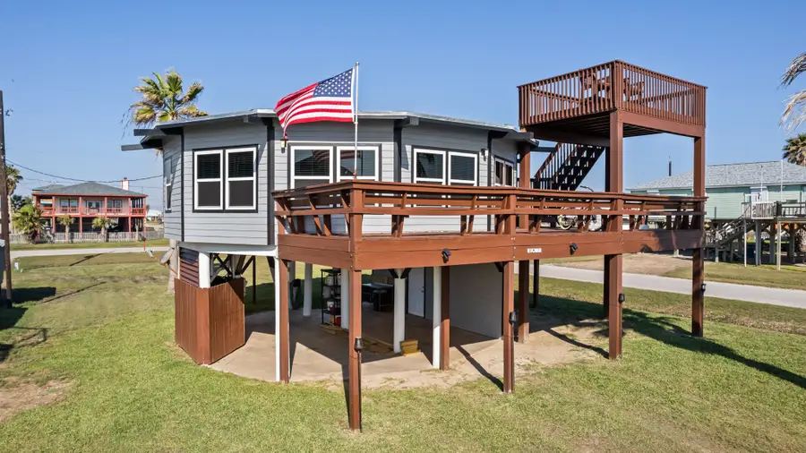 702 Seashell Drive, Surfside Beach, TX 77541 - #2