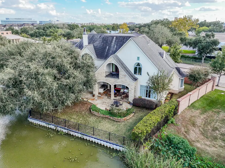 15710 Creek Bend Drive, Sugar Land, TX 77478 - #3