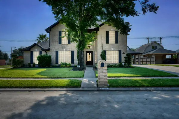 313 Torrey Court, League City, TX 77573