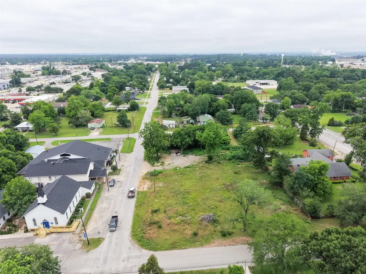 000 N Thomason St Street, Willis, TX 77378 - #1