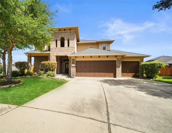 27702 Ashbrook Falls Court, Fulshear, TX 77441