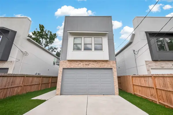 90 Burress Street #A, Houston, TX 77022