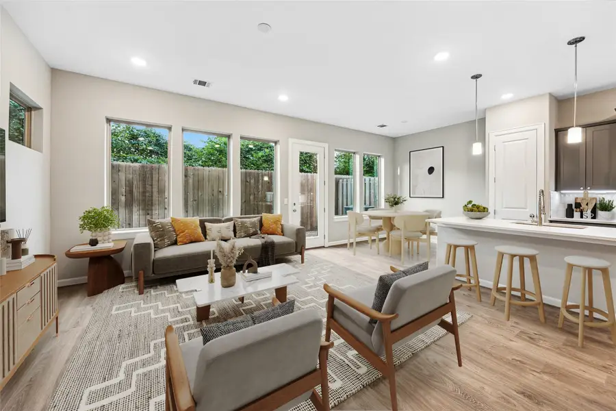 806 Glowing Dawn Drive, Houston, TX 77018 - #3