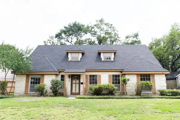 10111 Kerrwood Lane, Houston, TX 77080
