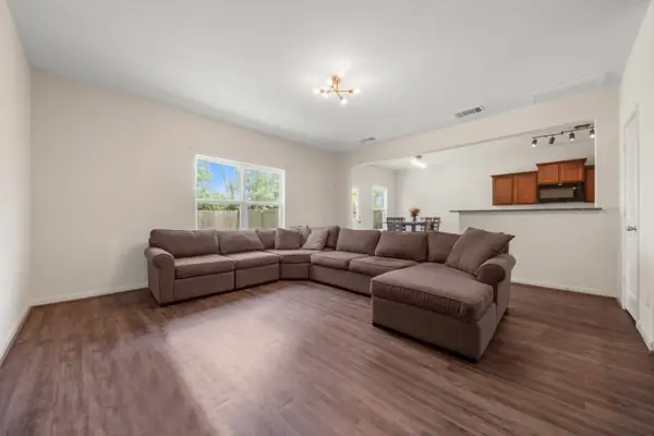 1327 Diamond Drape Drive, Rosharon, TX 77583 - #3
