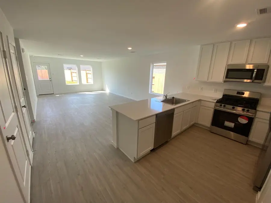 929 Woodhaven Lakes Drive, La Marque, TX 77568 - #3