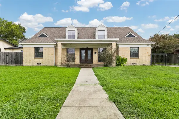 1330 Des Jardines Street, Houston, TX 77023