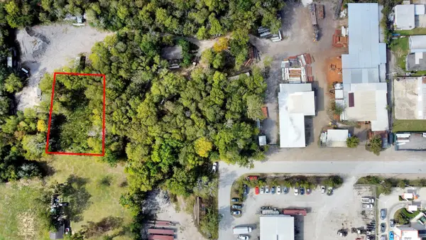 0 12th Street, La Porte, TX 77571