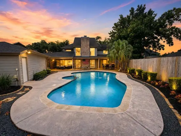 14810 Bluffridge Circle, Houston, TX 77095