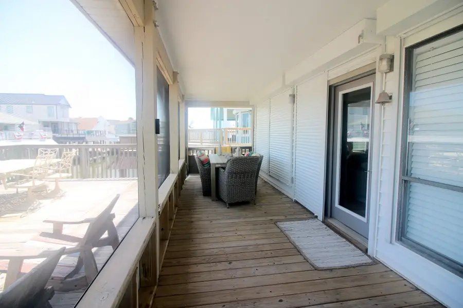 238 Bamaku Bend, Tiki Island, TX 77554 - #3
