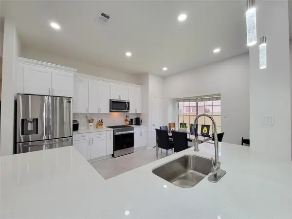 7919 Hidden Oaks Lane, Houston, TX 77095
