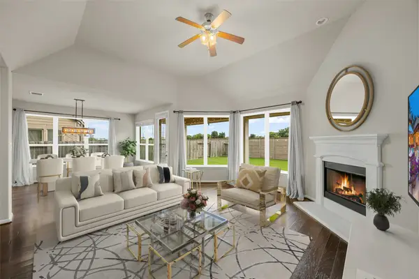 4438 Selwyn Road, Richmond, TX 77407