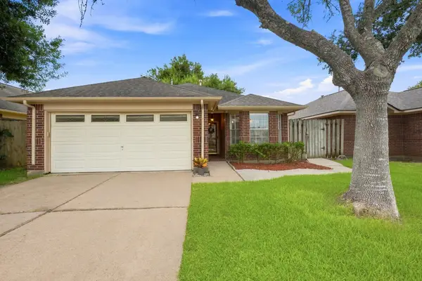 8105 Aspen Street, Texas City, TX 77591
