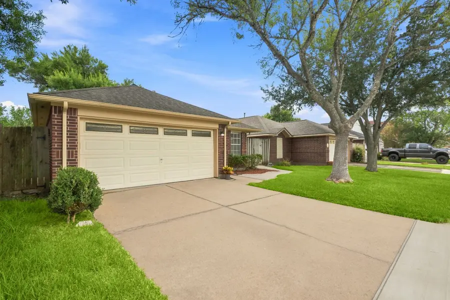 8105 Aspen Street, Texas City, TX 77591 - #2