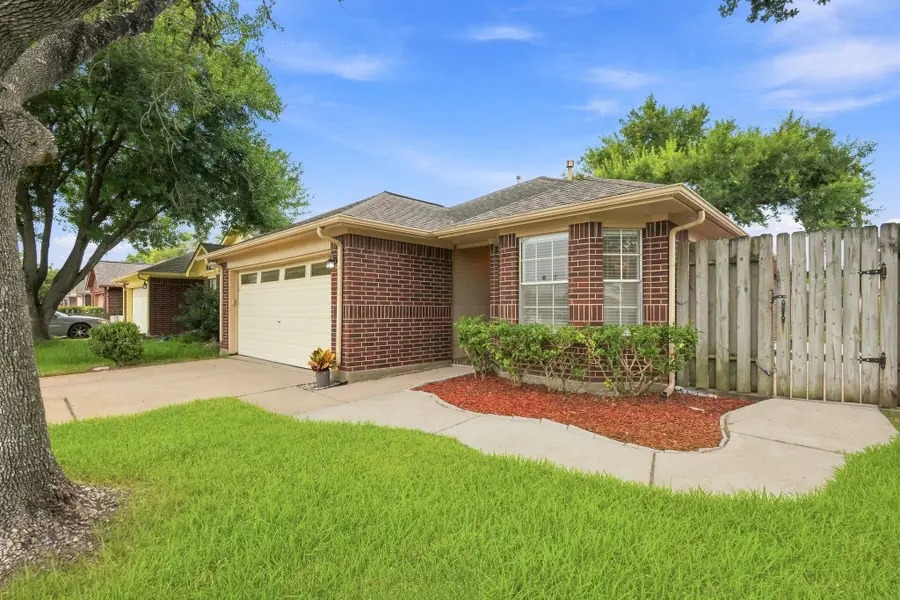 8105 Aspen Street, Texas City, TX 77591 - #3