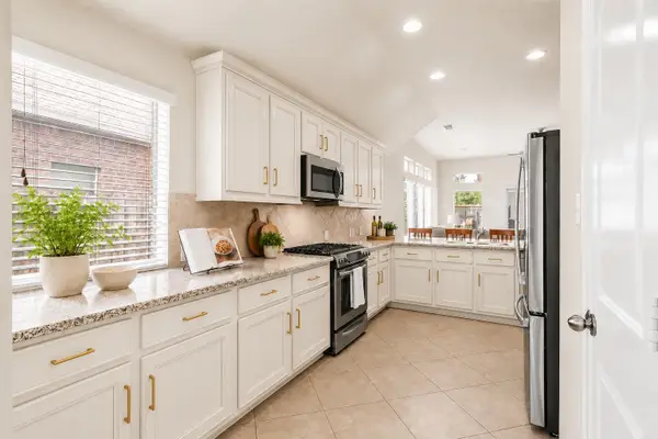 31870 Forest Park Trail, Conroe, TX 77385