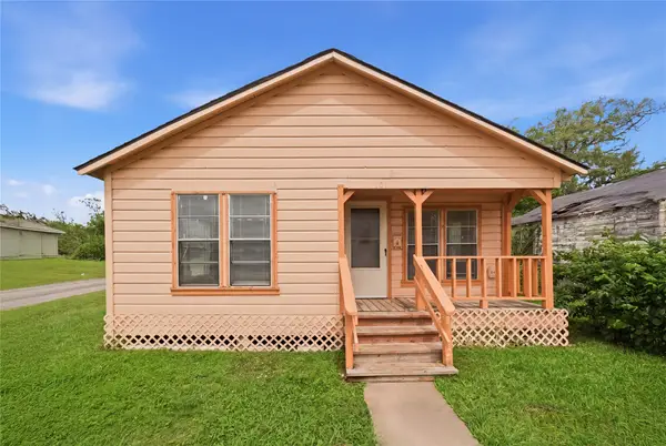 101 Outlar Road, Wharton, TX 77488
