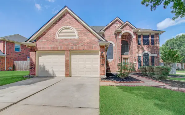 202 Willards Way, Stafford, TX 77477